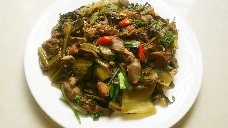 Lòng Gà Xào Cải Chua