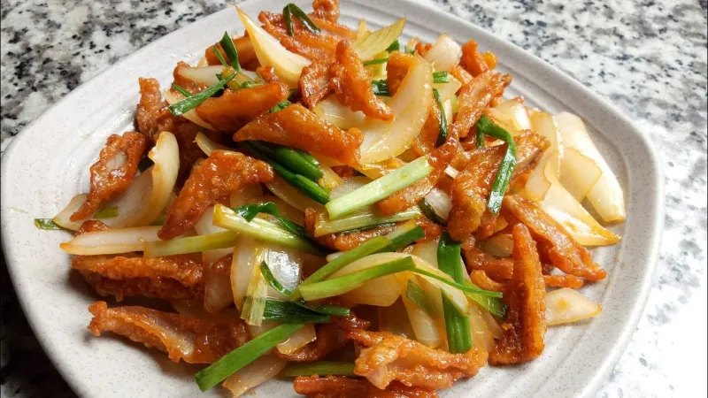 Sụn Gà Chiên Nước Mắm