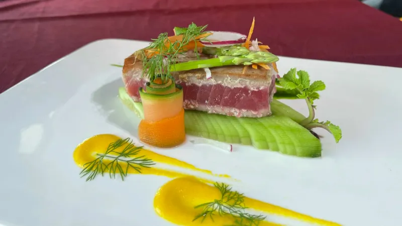 Cá Ngừ Áp Chảo
