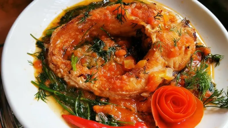 Cá Trắm Sốt Cà Chua