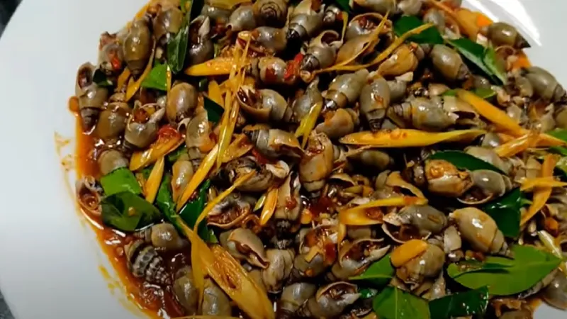 Ốc Cà Na Xào Sả Ớt
