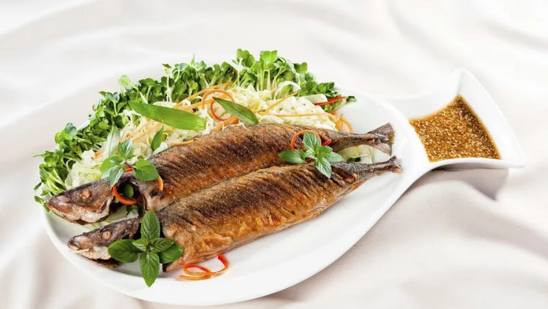 Cá Nục Chiên