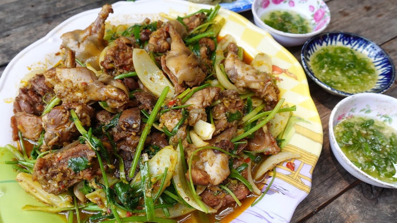 Thịt Chuột Xào Lăn